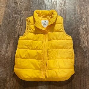 Gap yellow vest. Like new!